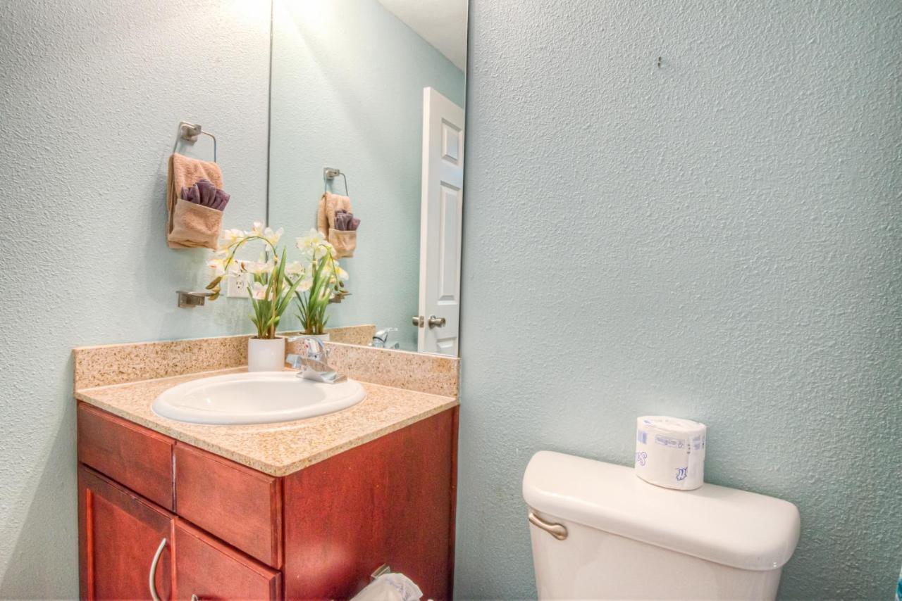 Laketown Wharf 1238 - Brand New End Unit With Wrap Around Balcony Panama City Beach