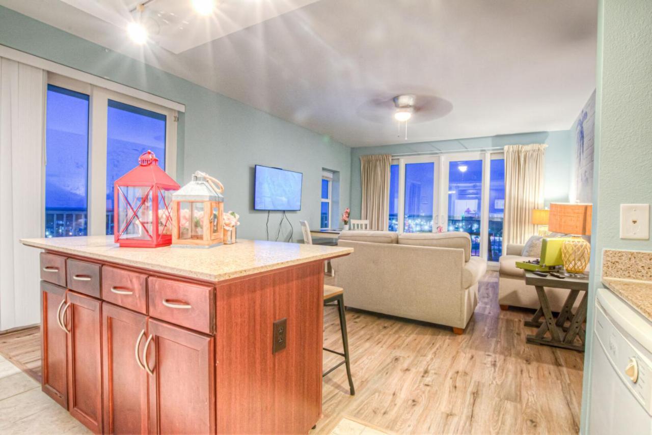 Laketown Wharf 1238 - Brand New End Unit With Wrap Around Balcony Panama City Beach