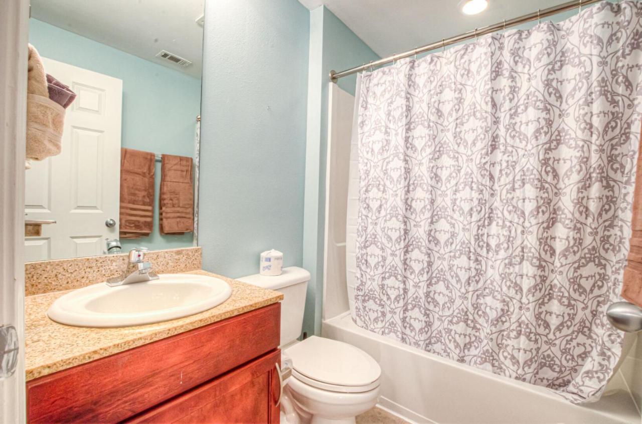 Laketown Wharf 1238 - Brand New End Unit With Wrap Around Balcony Holiday home Panama City Beach