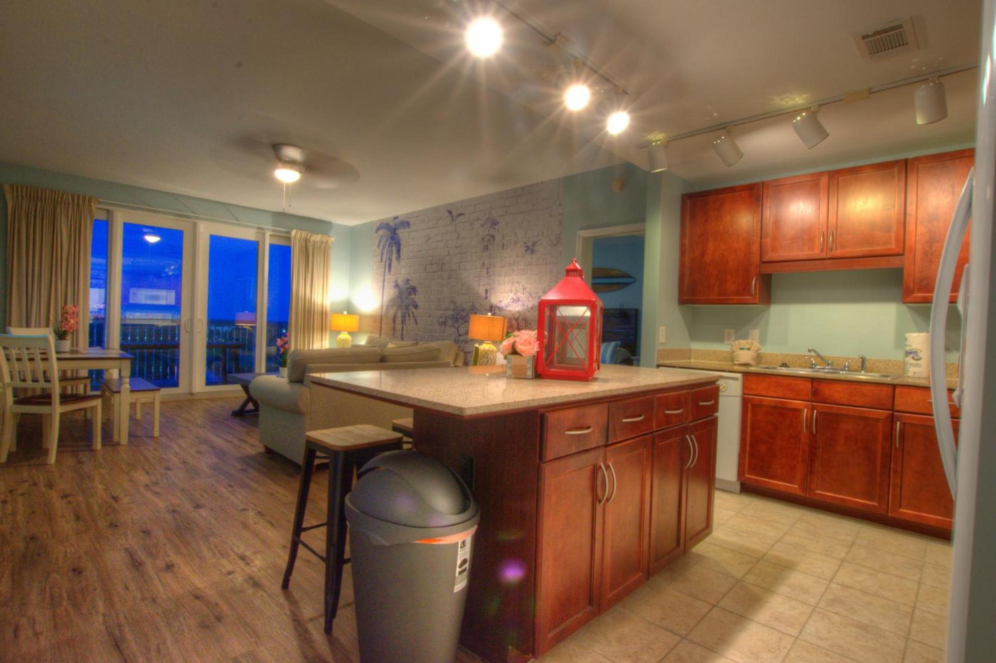 Laketown Wharf 1238 - Brand New End Unit With Wrap Around Balcony Panama City Beach